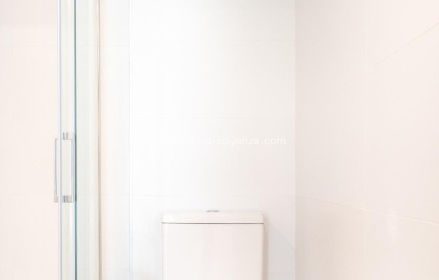 Resale - Apartment / flat - Torrevieja - Punta Prima