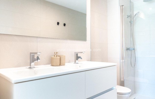 Resale - Apartment / flat - Torrevieja - Punta Prima