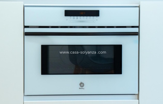 Resale - Apartment / flat - Torrevieja - Punta Prima