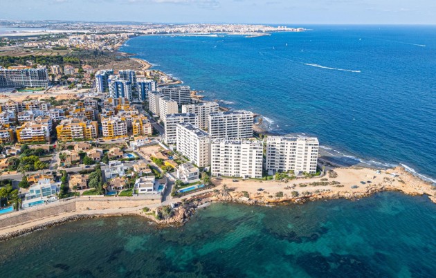 Resale - Apartment / flat - Torrevieja - Punta Prima