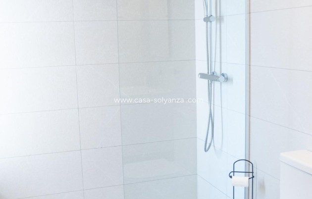 Resale - Apartment / flat - Torrevieja - Punta Prima