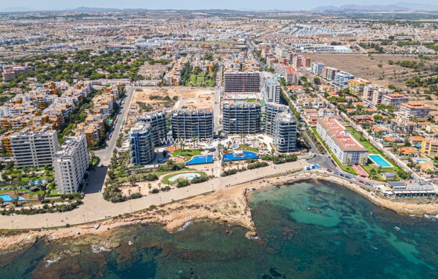 Resale - Apartment / flat - Torrevieja - Punta Prima