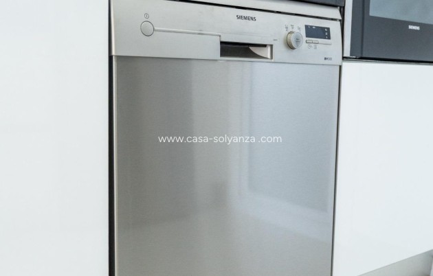 Resale - Apartment / flat - Torrevieja - Punta Prima