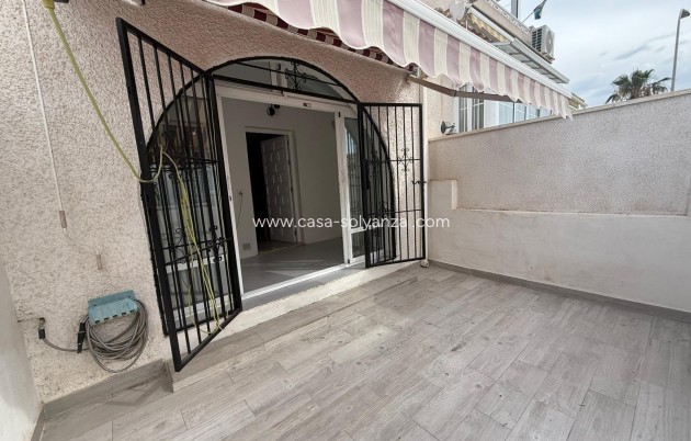 Resale - Townhouse - Torrevieja - La Siesta