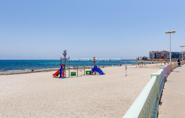 Resale - Apartment / flat - Torrevieja - Playa de los Locos