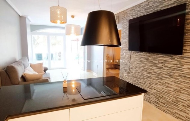 Resale - Apartment / flat - Dehesa De Campoamor - Costa Blanca