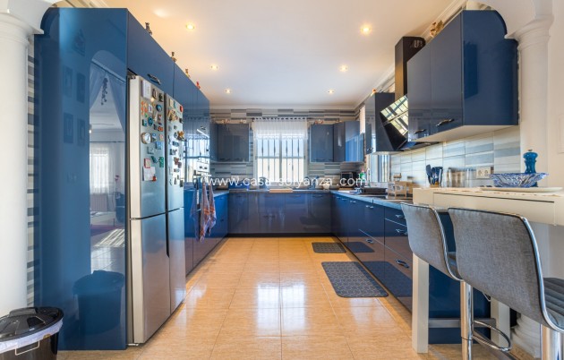 Resale - Country Property/Finca - La Zarza - Inland