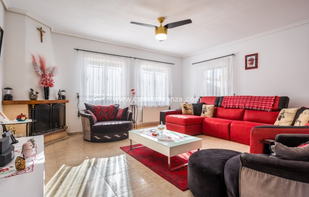 Resale - Country Property/Finca - La Zarza - Inland