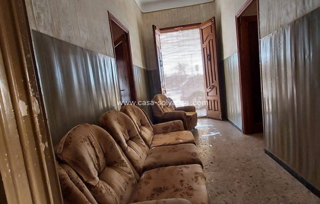 Resale - Country Property/Finca - Orihuela - Desamparados