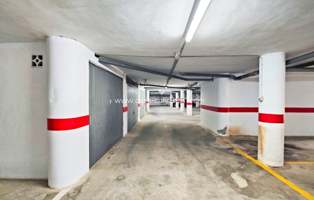 Resale - Garage - Torrevieja