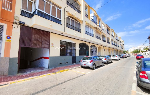 Resale - Garage - Torrevieja