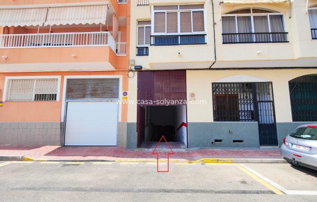 Resale - Garage - Torrevieja