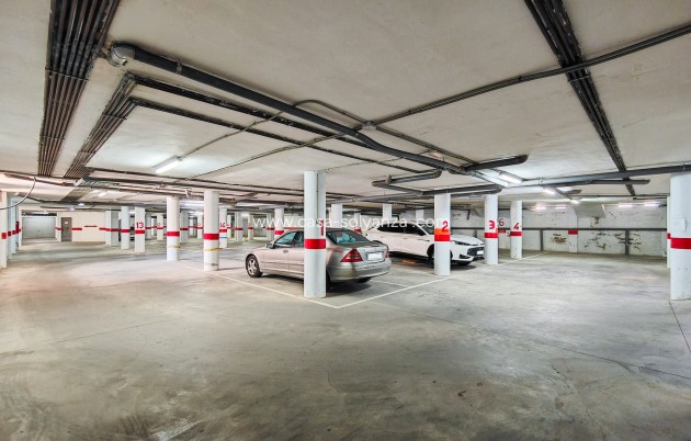 Resale - Garage - Torrevieja