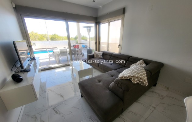 Resale - Villa - Orihuela Costa - Costa Blanca