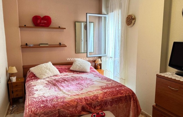 Resale - Apartment / flat - Torrevieja - Center