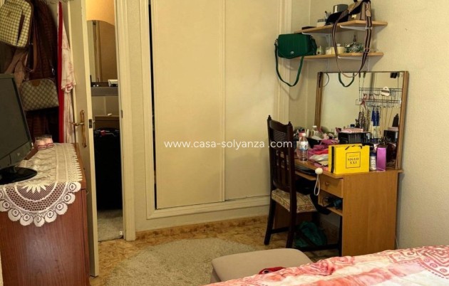 Resale - Apartment / flat - Torrevieja - Center