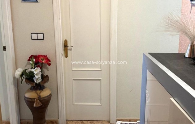 Resale - Apartment / flat - Torrevieja - Center