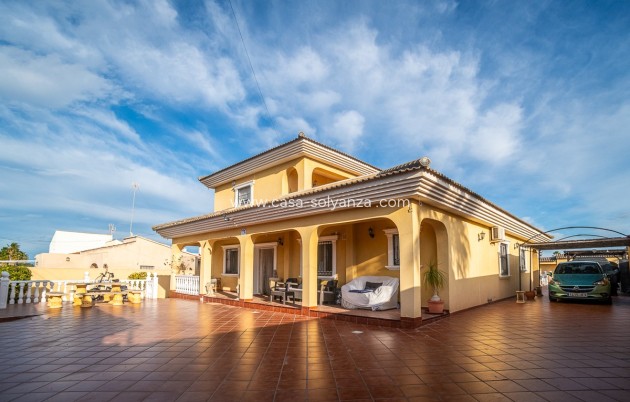 Resale - Villa - Torrevieja - LOS BALCONES - LOS ALTOS