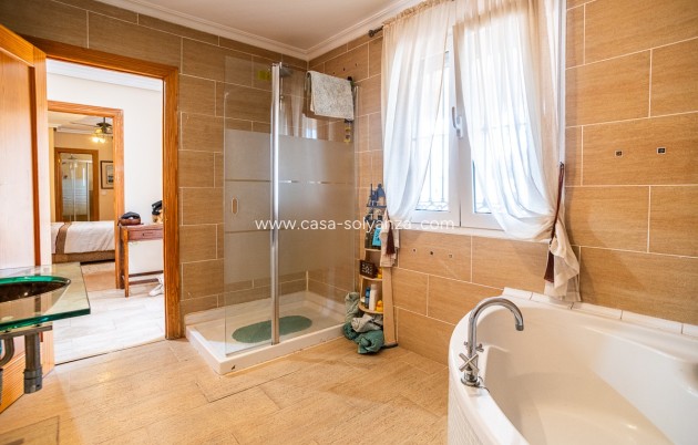 Resale - Villa - Torrevieja - LOS BALCONES - LOS ALTOS