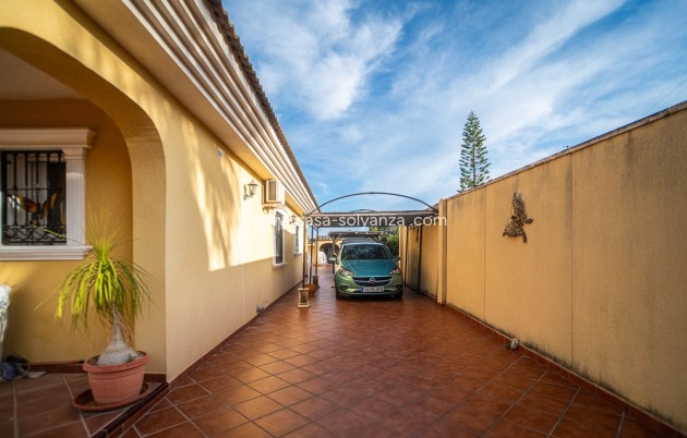 Resale - Villa - Torrevieja - LOS BALCONES - LOS ALTOS