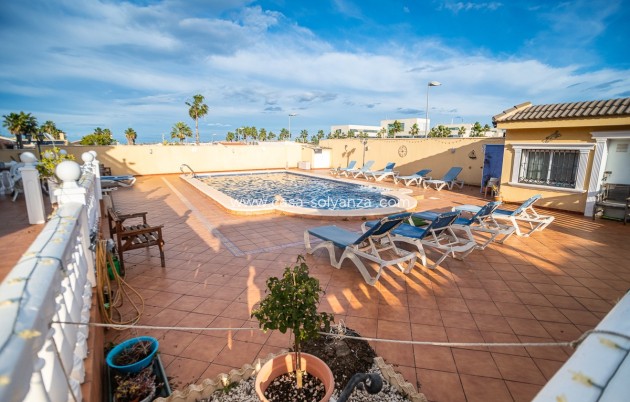 Resale - Villa - Torrevieja - LOS BALCONES - LOS ALTOS