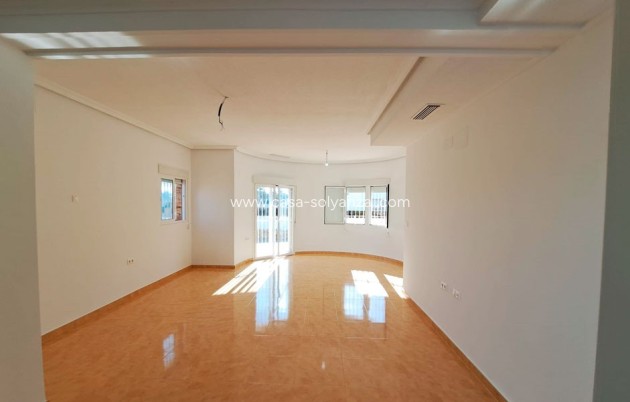 Resale - Country Property/Finca - Catral - Catral - Country