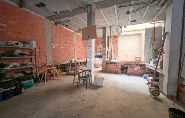 Resale - Commercial - Guardamar del Segura - Guardamar