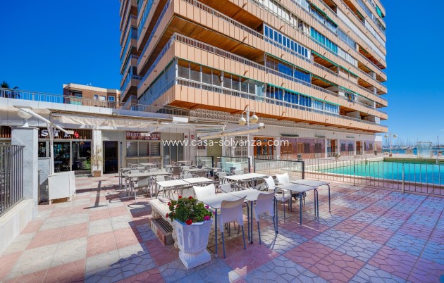 Resale - Apartment / flat - Torrevieja - Playa del Acequión