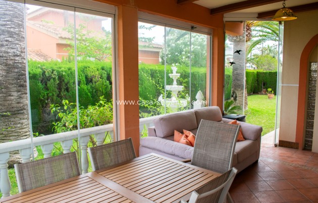 Resale - Villa / Semi detached - Orihuela Costa - MUY CERCA DE LA PLAYA