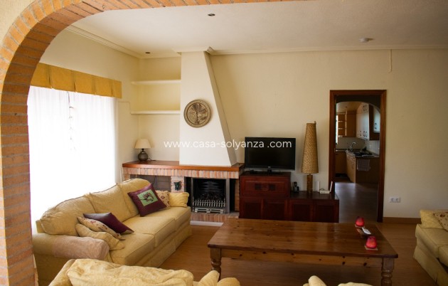 Resale - Villa / Semi detached - Orihuela Costa - MUY CERCA DE LA PLAYA