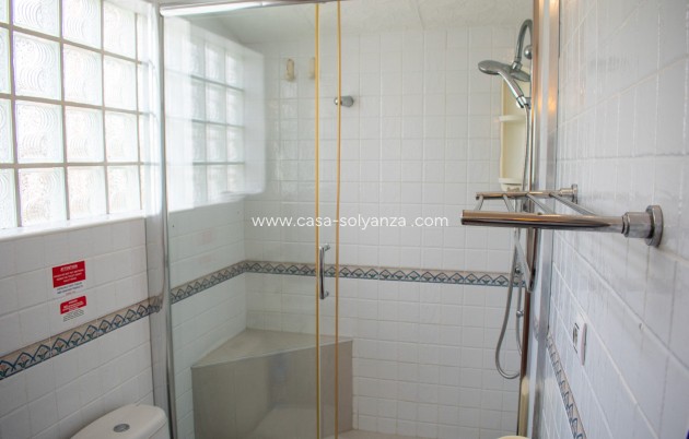 Resale - Villa / Semi detached - Orihuela Costa - MUY CERCA DE LA PLAYA