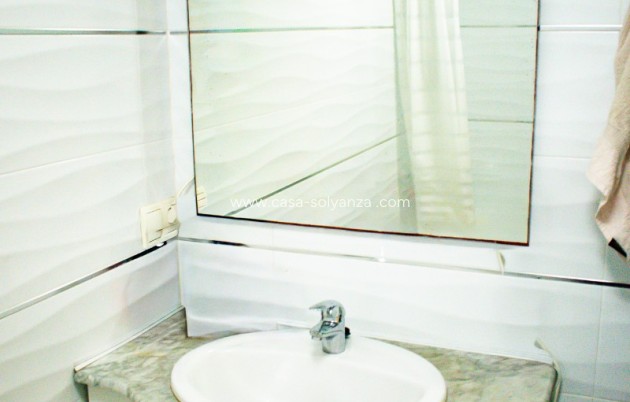 Resale - Apartment / flat - Torrevieja - Torrevieja Centro