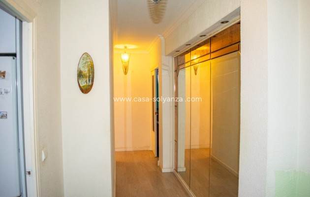 Resale - Apartment / flat - Torrevieja - Torrevieja Centro