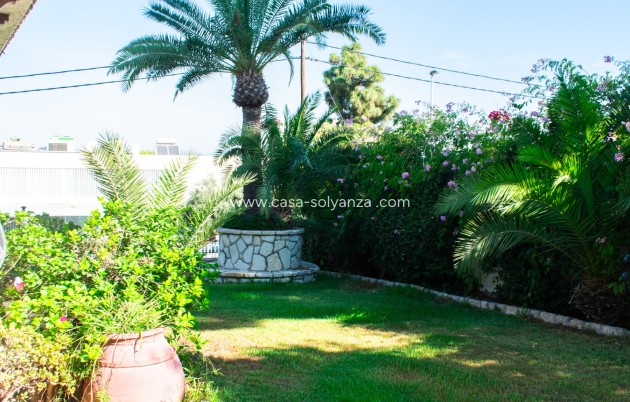 Wiederverkauf - Independent villa - Alicante - Albufereta