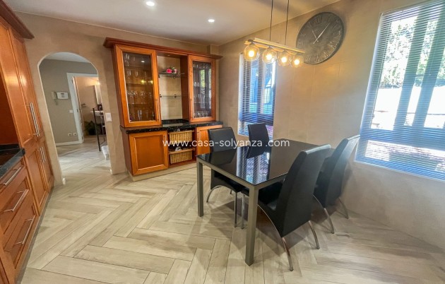 Resale - Independent villa - Finestrat - Balcon sierra cortina