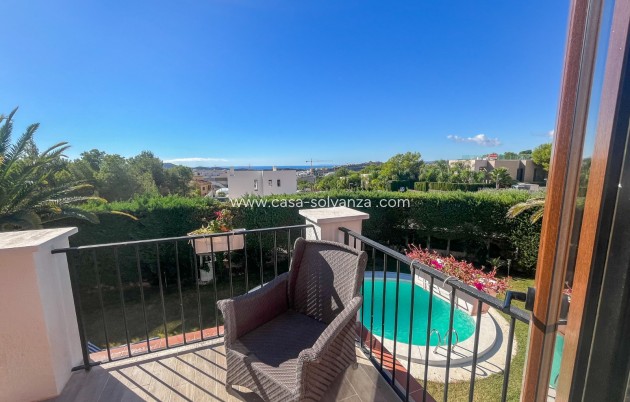 Resale - Independent villa - Finestrat - Balcon sierra cortina