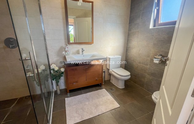 Resale - Independent villa - Finestrat - Balcon sierra cortina