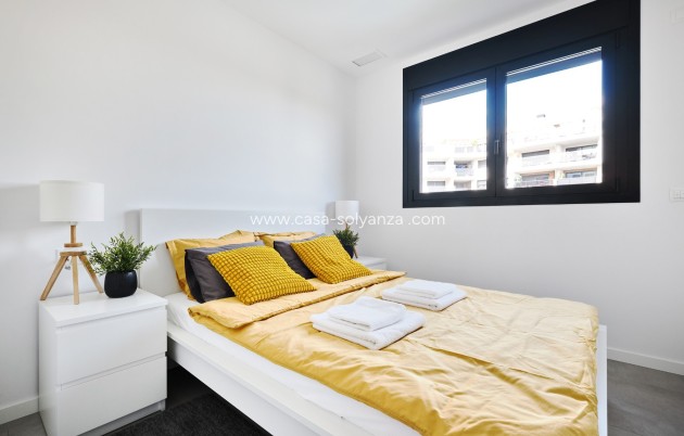 Resale - Apartment / flat - Orihuela Costa - Dehesa De Campoamor