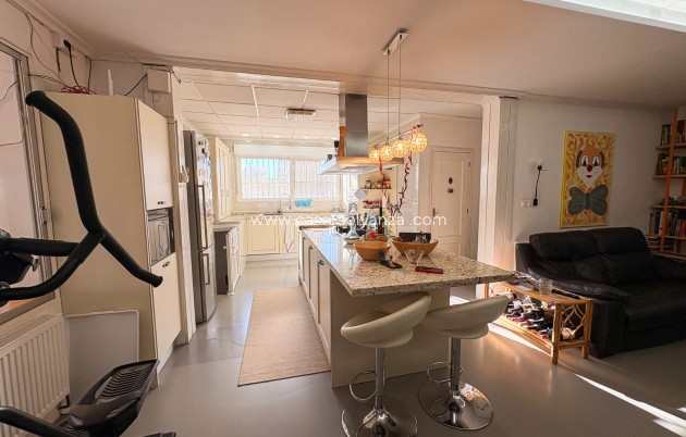 Resale - 2. Town house - Crevillente - Crevillent