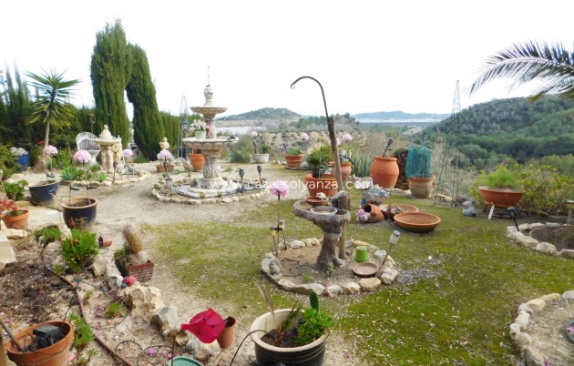 Wiederverkauf - Finca / Country Property - Torremendo