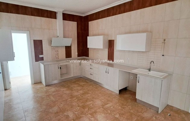 Resale - Country Property/Finca - Catral - Catral - Country