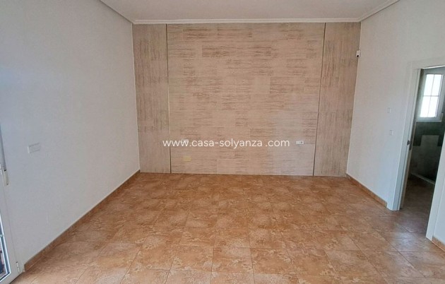 Resale - Country Property/Finca - Catral - Catral - Country