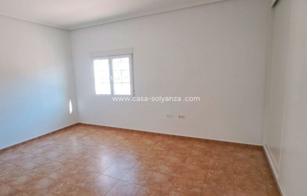 Resale - Country Property/Finca - Catral - Catral - Country