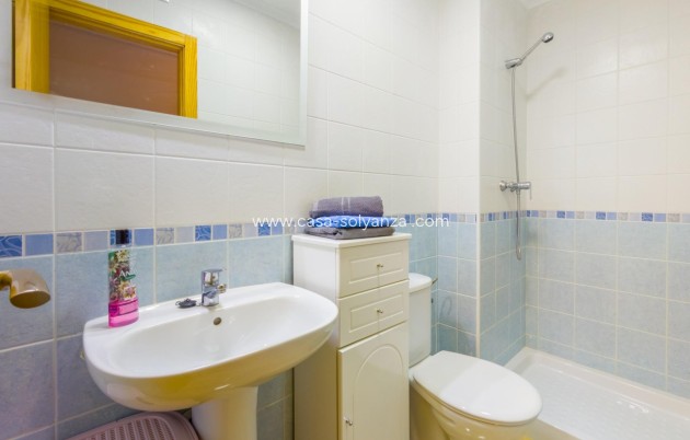 Resale - Apartment / flat - Torrevieja - Acequion