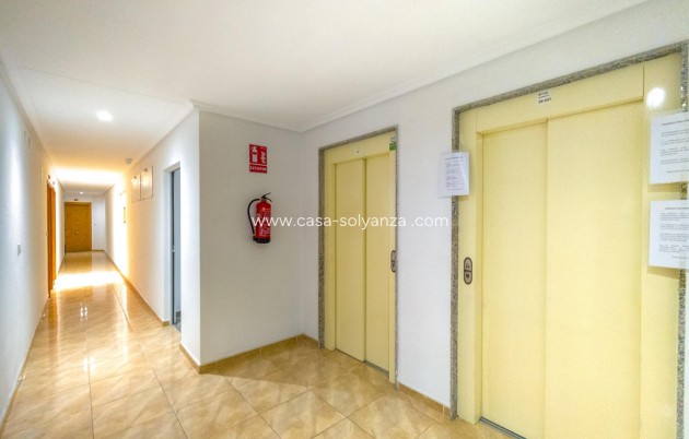 Resale - Apartment / flat - Torrevieja - Acequion