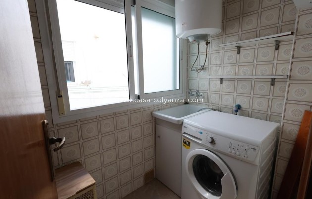 Resale - Apartment / flat - Torrevieja - Playa del Cura