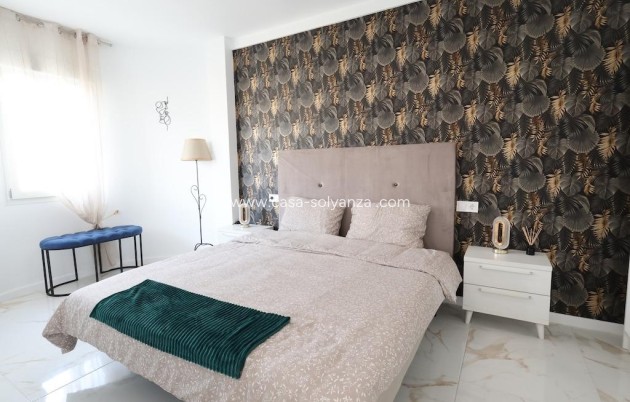 Resale - Apartment / flat - Torrevieja - Costa Blanca