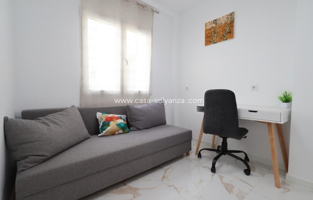 Resale - Apartment / flat - Torrevieja - Costa Blanca