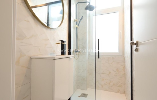 Resale - Apartment / flat - Torrevieja - Costa Blanca