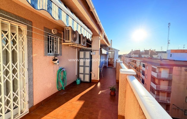 Resale - Apartment / flat - Torrevieja - Acequion